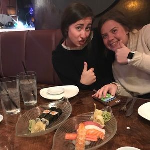 Meet your Posher, Kelly